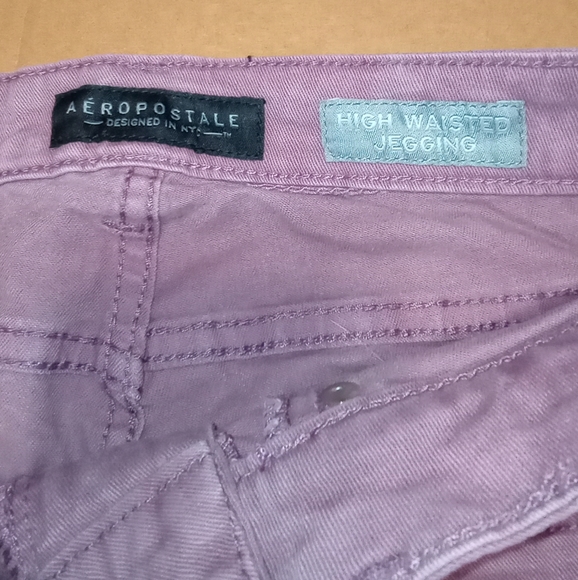 Aeropostale Designed NYC Knees Rips Grape Skinny High Waisted Jegging Jeans - Picture 2 of 11